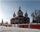 Ограда построена
из кирпича и бута,
разобранных за ветхостью
кремлевских
Ивановских ворот.