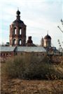 Колокольня бывшего Николо-Пешхонского монастыря 
построена в XVI в., 
надстроена дополнительными ярусами в XVIII в.
