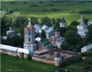 Николо-Пешношский
мужской монастырь
основан в 1361 г.
учеником Сергия Радонежского
Мефодием Пешношским
у реки Яхромы,
при впадении в нее
речки Пешношки.
Во второй половине XVII в.
все деревянные здания
были заменены каменными.
