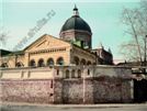Храм преподобной
Елисаветы чудотворицы
(на переднем плане)
строился
в 1860-1879 гг.
по проекту
архитектора
Михаила
Доримедонтовича
Быковского.
