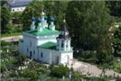 Храм Рождества
Пресвятой Богородицы
построен в 1714 г.
тщанием князя
Федора Юрьевича Барятинского.