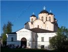 Собор святителя Николая
на Ярославовом дворище.
построен
в 1113-1136 г.
архитектором Петром,
по указу князя
Мстислава Владимировича,
сына Владимира Мономаха
как придворный храм.