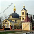 Храм Гребневской иконы
Божией Матери
построен в 1801 г.
на средства графини
Елизаветы Васильевны
Зубовой на месте обветшалой деревянной.