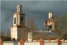 Храм Казанской иконы
Божией Матери
построен в 1701 г.
Расширен в 1850 г.
на средства
штаб-ротмистра
Н.И.Шумова.