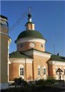 Храм Сергия Ражонежского сооружен
в 1802-1806 гг.
на белокаменных подвалах
прежней трапезной церкви
конца XVI в.